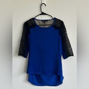 BCBGMaxAzria Dark Blue Top Lace Cut-Out Back Blouse Size Small